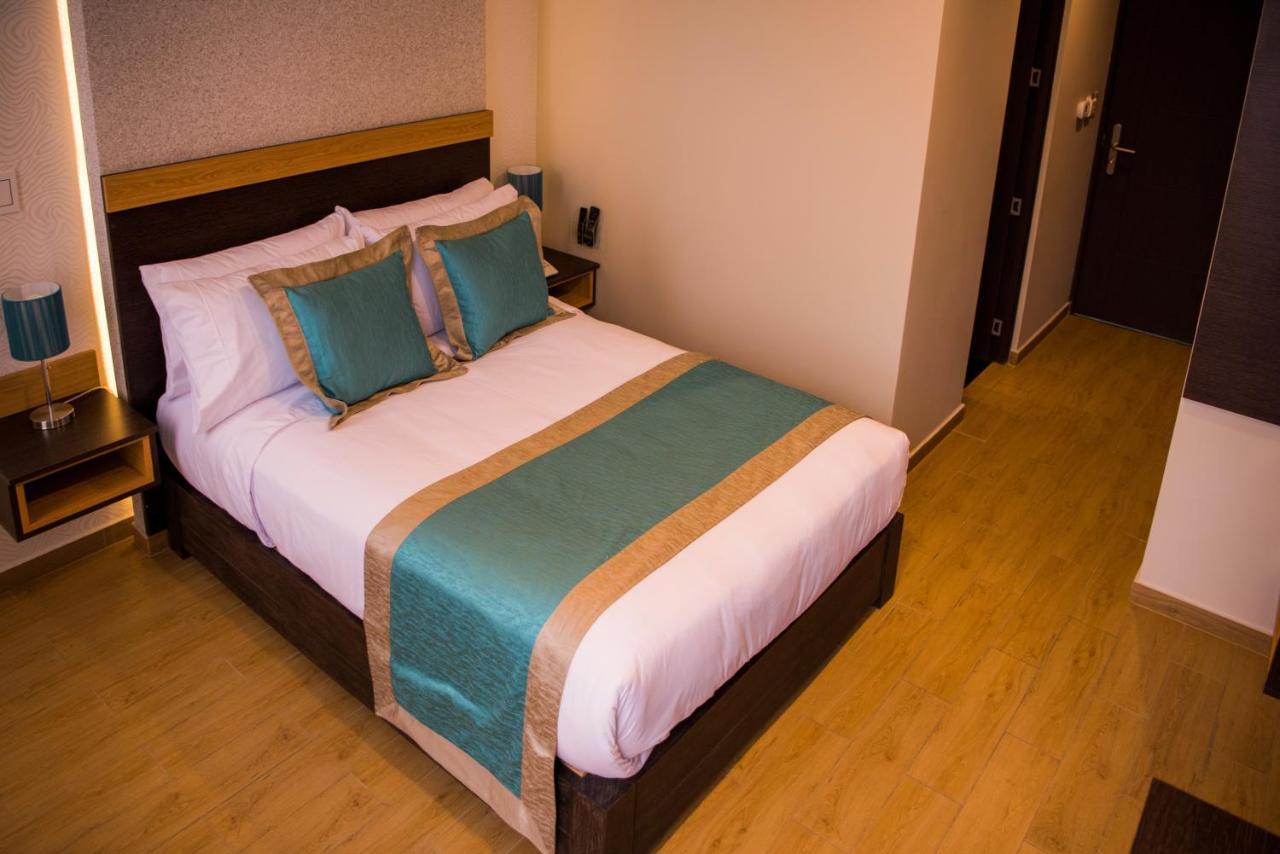 Diamond Hotel